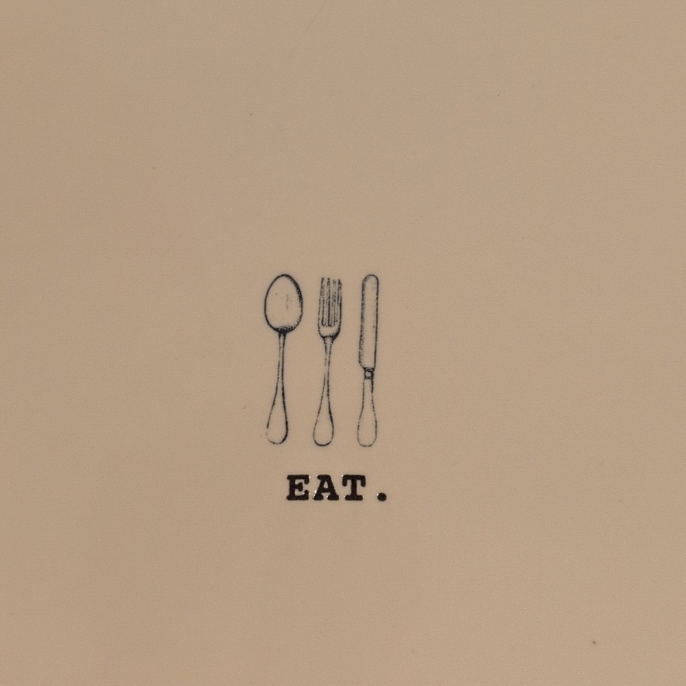 Rae Dunn "EAT" Icon Ceramic Off White Dinner Plate 2018 Collection - Picture 3 of 12